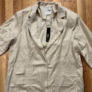 Fashion Nova Women's Beige Blazer